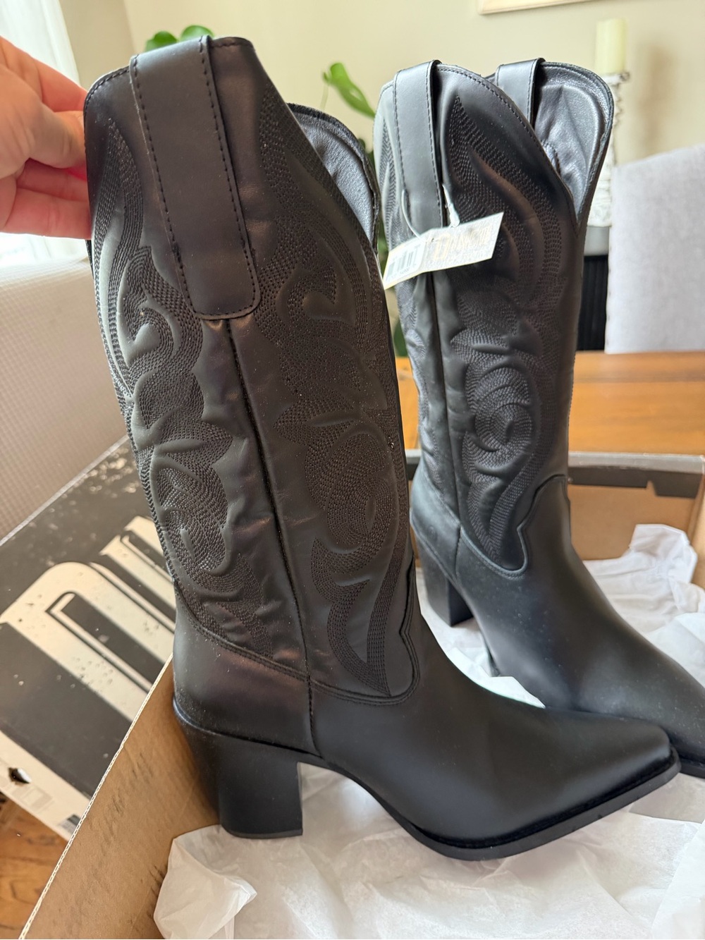 DINGO: Women's Black Western-Style Hensley Boots